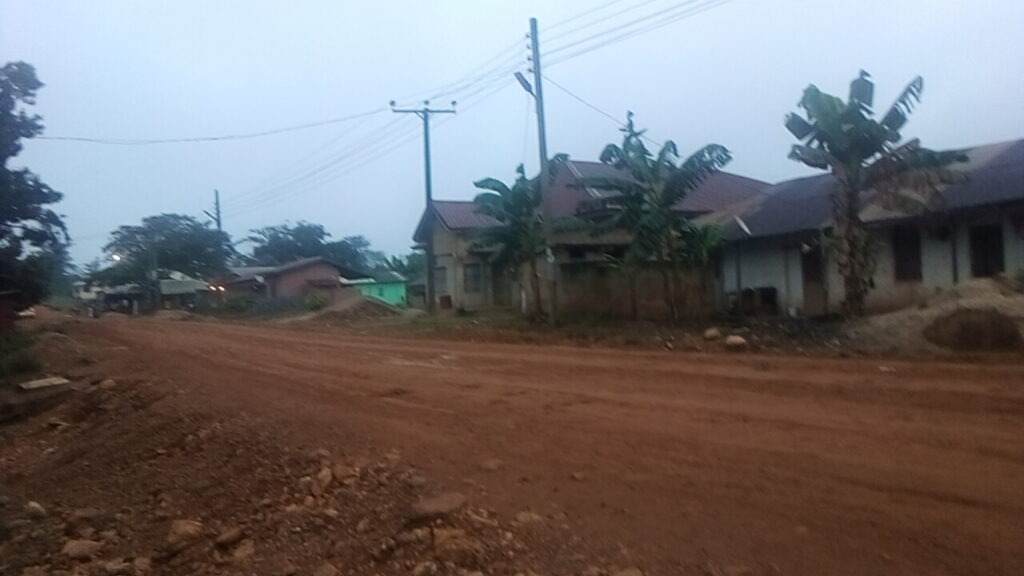 Nsuapemso Youths Calls for Road Construction